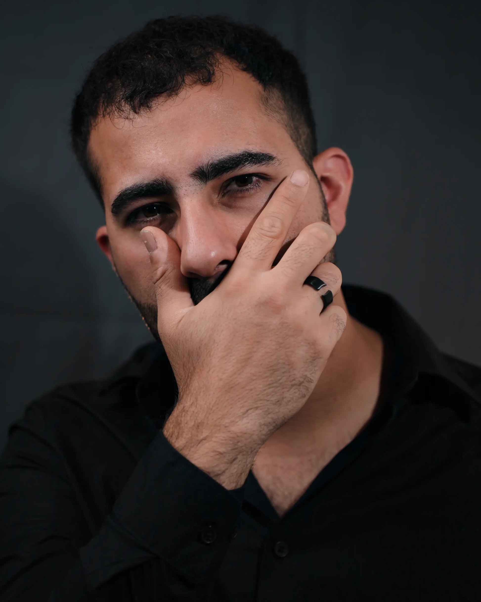 Noir Ring On Hand Men Minimal Jewelry For Daily Wear
